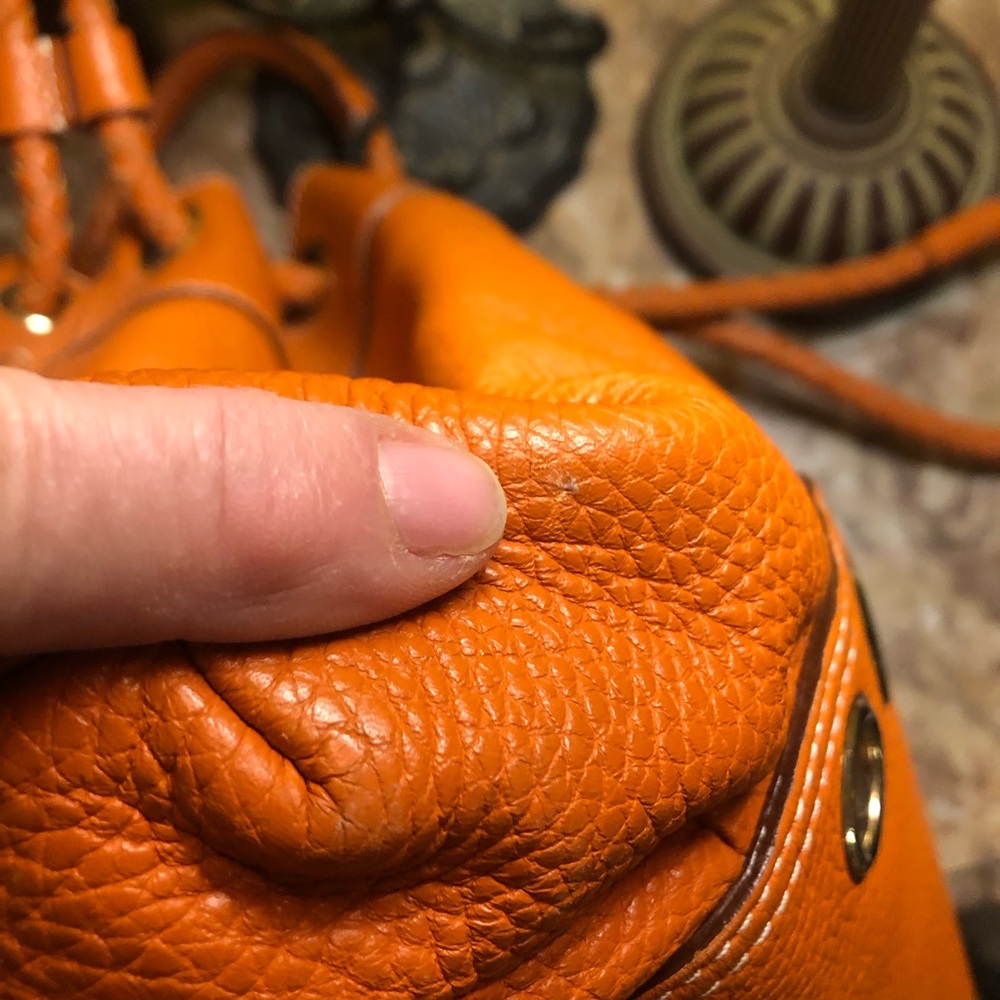 Anya Hindmarch of London! Gorgeous Orange Leather Shoulder Bag - Picture 14 of 16